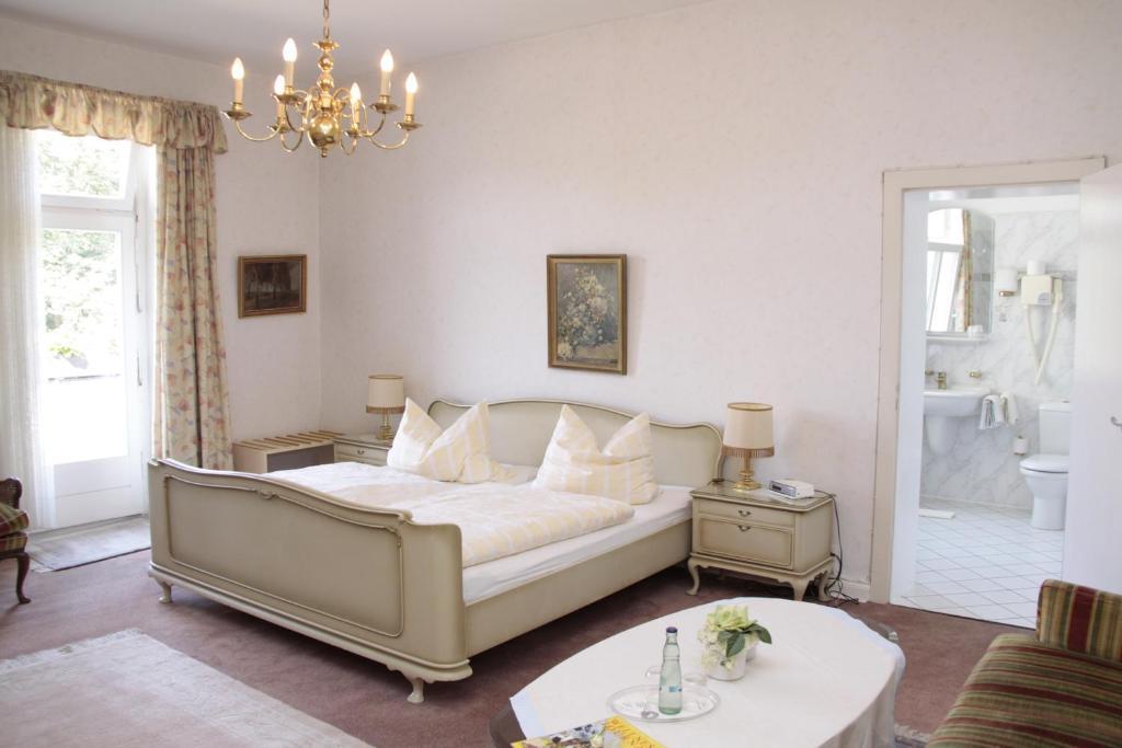 באד פירמונט Alte Villa Schlossblick חדר תמונה